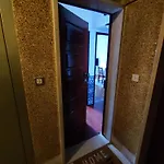 Lisbon Spacious T2 In Damaia, Lisbon * Amadora