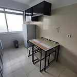 Lisbon Spacious T2 In Damaia, Lisbon *